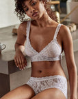 Signature Lace Padded Crossover Bralette