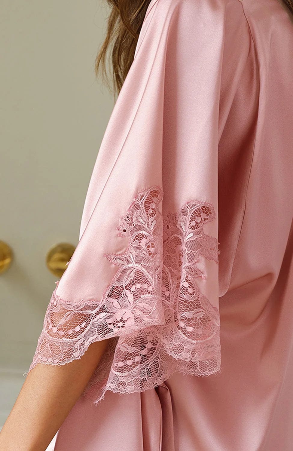 %shop_name_% Fleur of England_Lyla Silk Robe _ Loungewear_